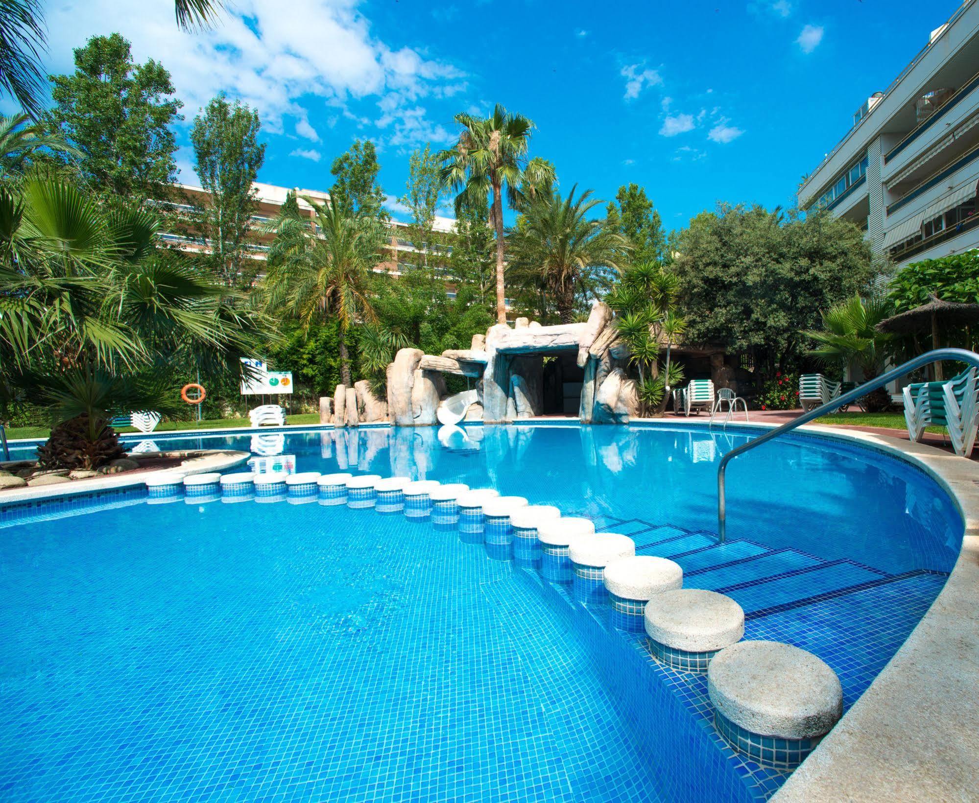Ona Jardines Paraisol Salou Bagian luar foto