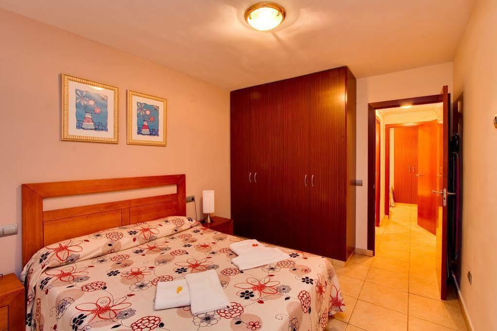 Ona Jardines Paraisol Salou Bagian luar foto